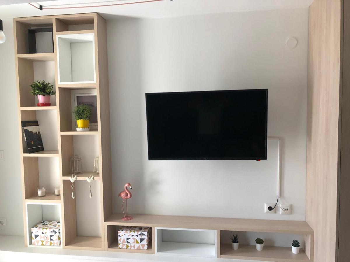 Orfeas Suite Nea Peramos  Luaran gambar